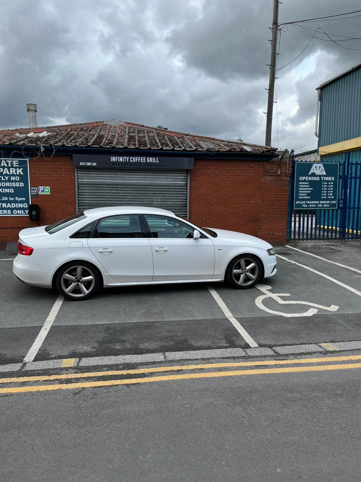 AUDI A4 2008