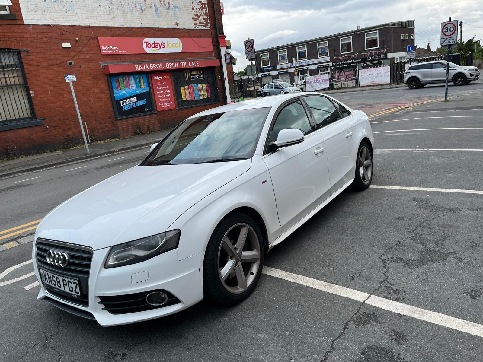 AUDI A4 2008