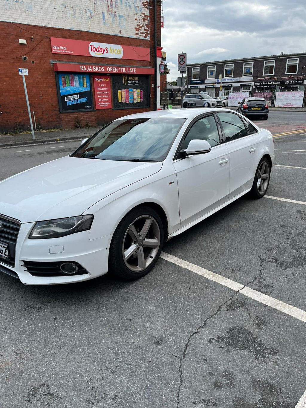 AUDI A4 2008