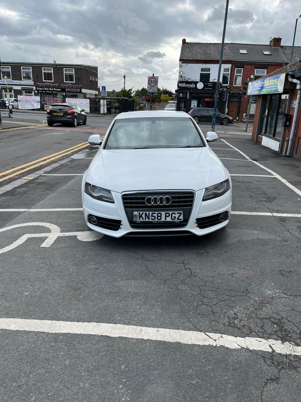 AUDI A4 2008